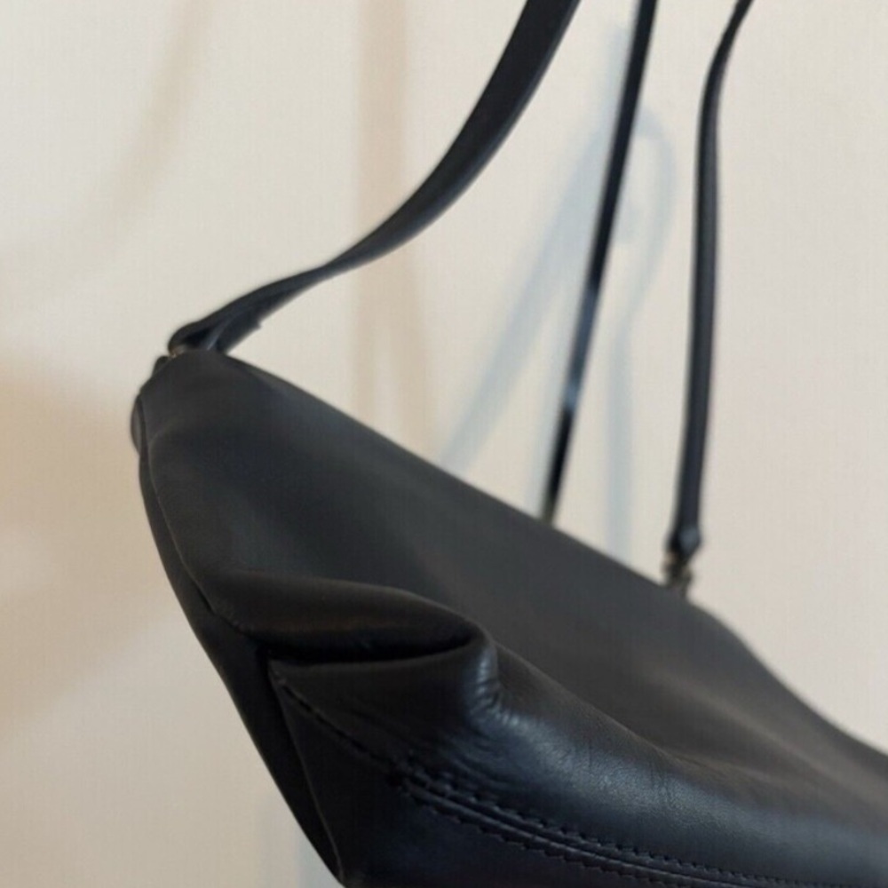 RADLEY LONDON - Black Baguette Leather Bag - Picture 5 of 9